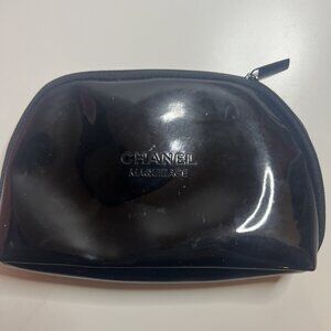 CHANEL Maquillage 2011 Vintage New Cosmetic Bag glossy Patent Leather